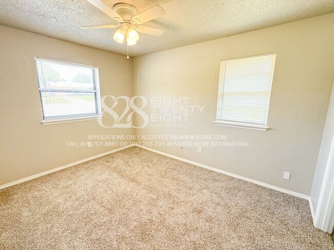 Building Photo - '1201 Lauren Lane