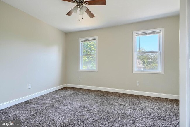 Building Photo - 6110 Everall Ave