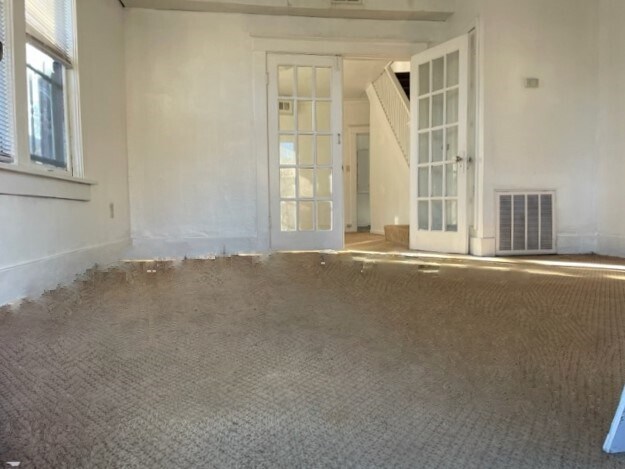 LIVING ROOM - 749 N McNeil St
