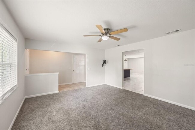 Building Photo - 934 Point View Ln