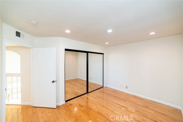 Building Photo - 13 Morena