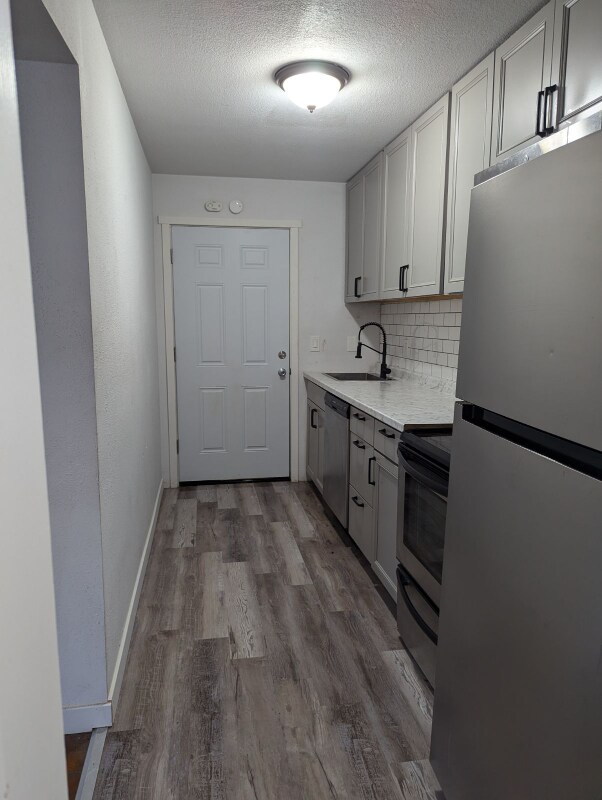 Building Photo - 269 NW Chehalis Ave