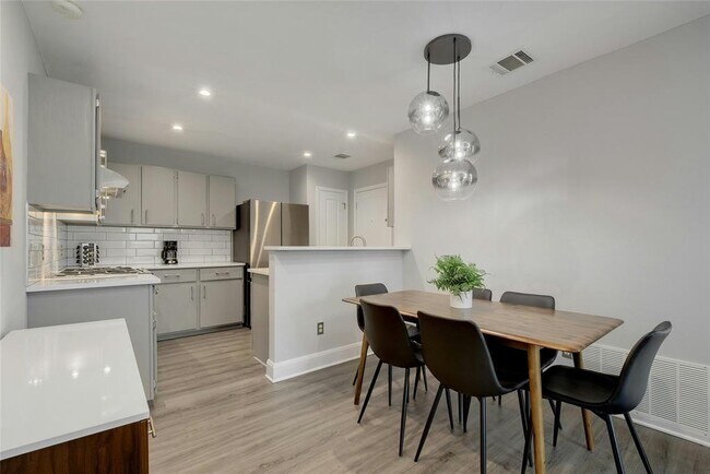 Building Photo - 4707 Borage Dr