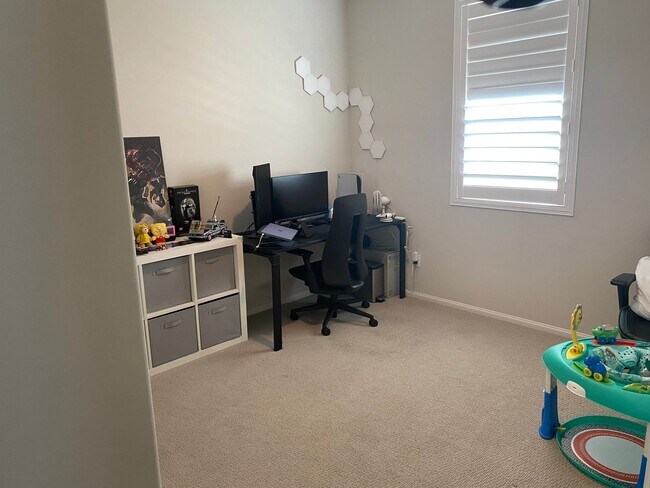 Building Photo - Temecula Home Ready for Lease!!!