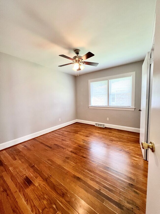 Building Photo - 109 Stancil Dr.