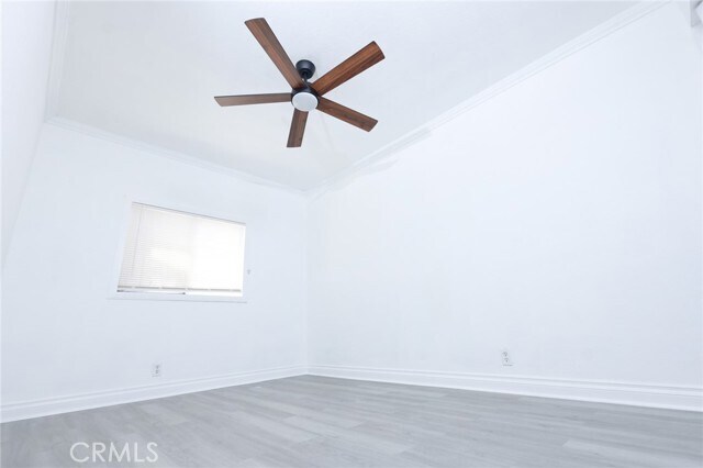 Building Photo - 1033 W 62nd St