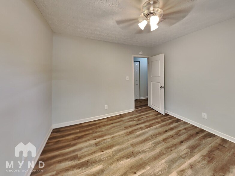 Building Photo - 7751 Lark Ct