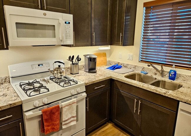 Building Photo - 3001 E Butler Ave