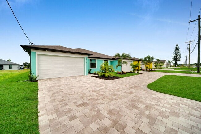 Building Photo - 2034 Andalusia Blvd
