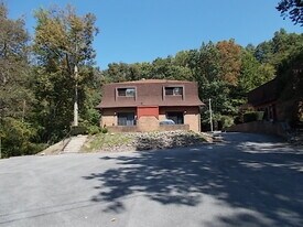 Building Photo - 715 Mt Airy Rd