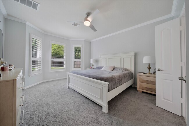 Building Photo - 26028 Brixham Oaks Dr