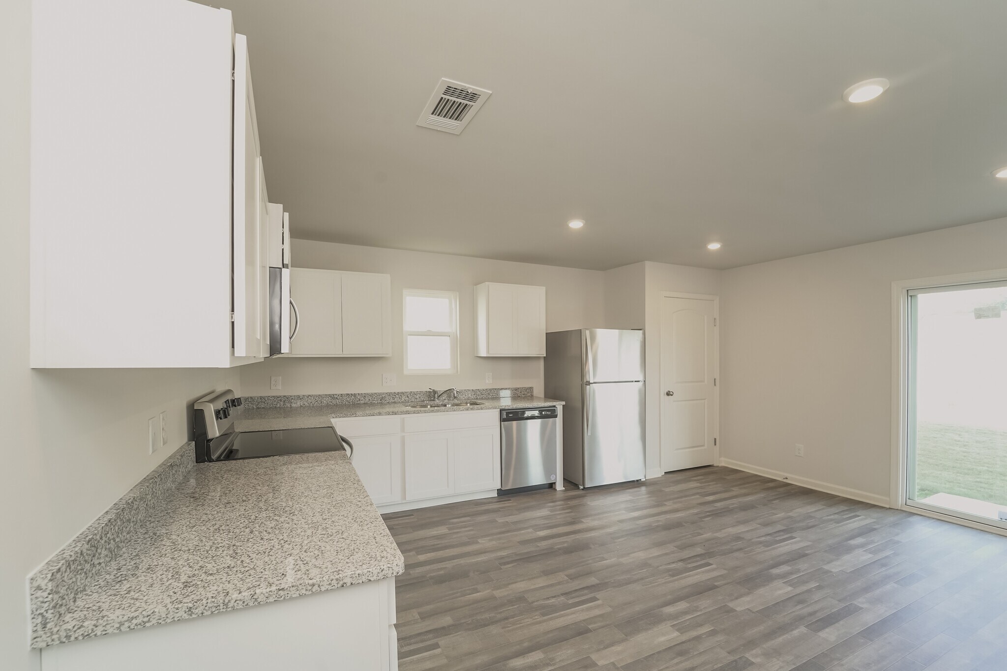 Building Photo - 688 Farmstead Trail