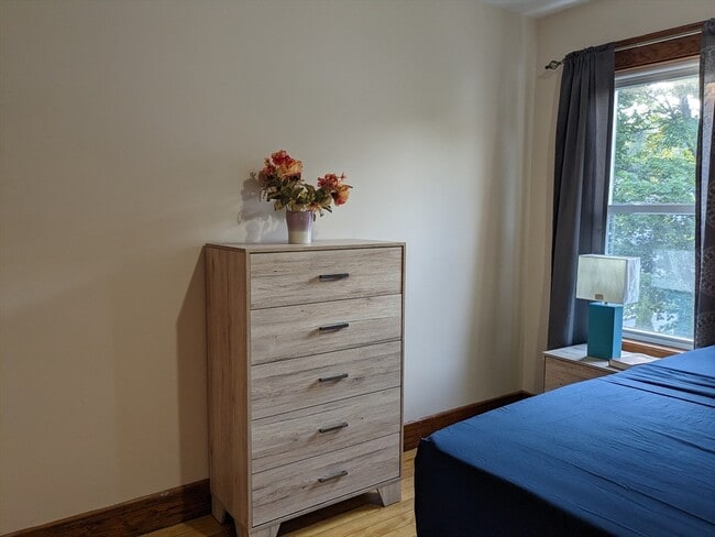 Building Photo - 59 Edson St