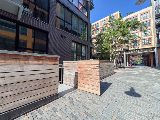 Building Photo - 1500 Harry Thomas Way NE