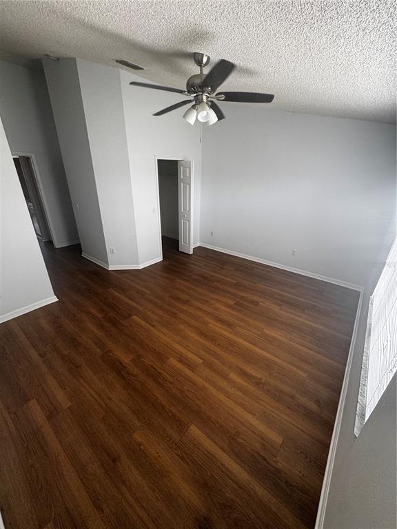 Building Photo - 10443 Heron Lake Dr