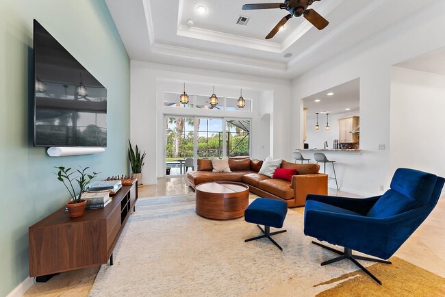 Building Photo - 236 Carina Dr