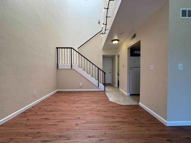 Building Photo - Stylish 3-Bedroom Rental in Prime Fresno L...