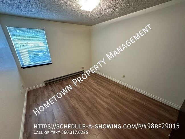 Building Photo - Beautiful 2 Bedroom, 1 Bath Apartment on P...