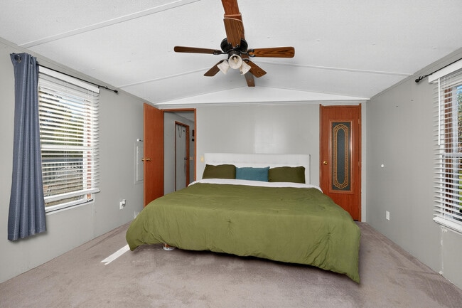 Building Photo - 9166 Porter Rd