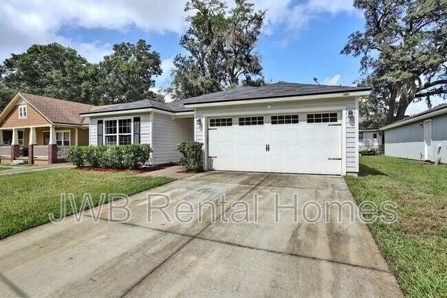 Primary Photo - 1009 Kenmore St