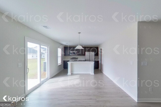 Building Photo - 24 Duluth Dr