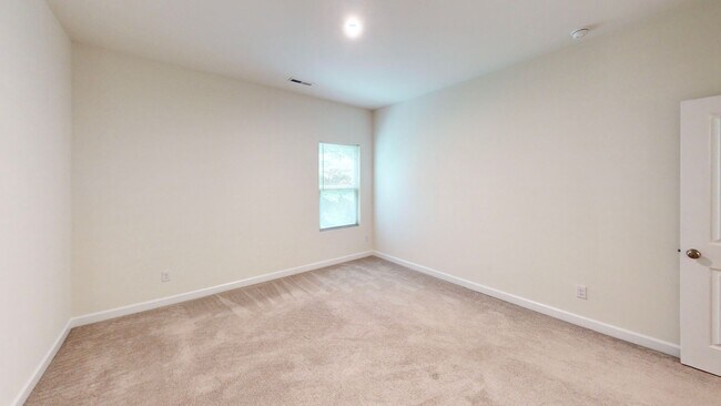 Building Photo - 4523 Collingham Dr