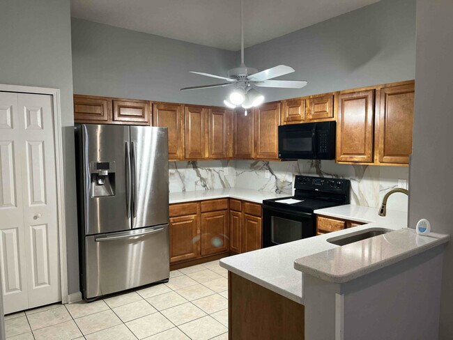 Building Photo - 9536 Armelle Way