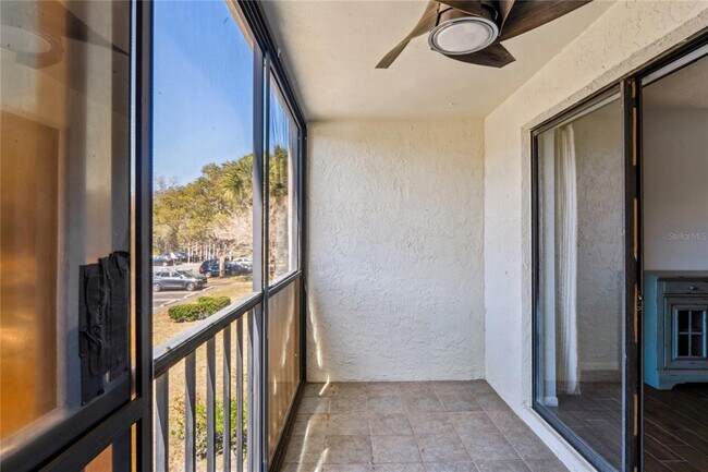 Building Photo - 3232 Lake Pine Way E