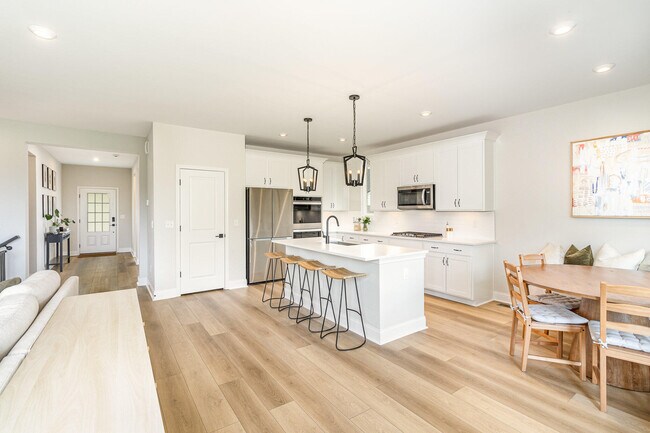 Building Photo - 15005 Prat Ct