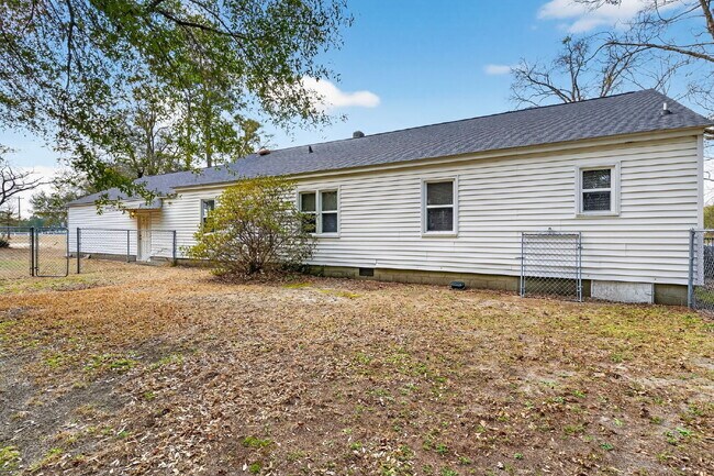 Building Photo - 4959 NC-87