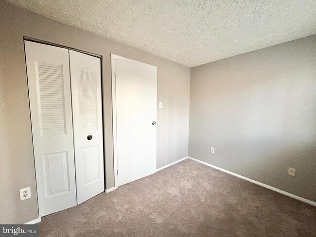 Building Photo - 8263 Burning Forest Ct