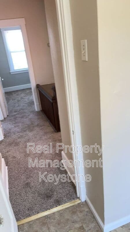 Building Photo - 33 Merritt Ave