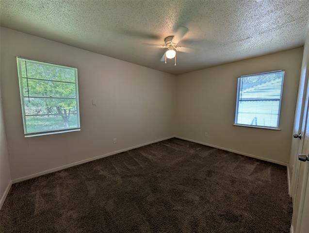 Building Photo - 3827 Black Oak Dr