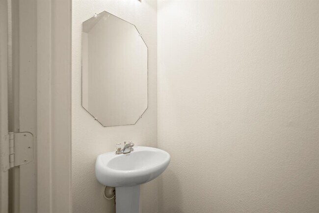 Building Photo - 14504 Callan Ct