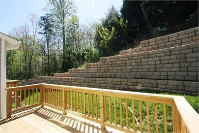 Building Photo - 2461 N Berkshire Rd