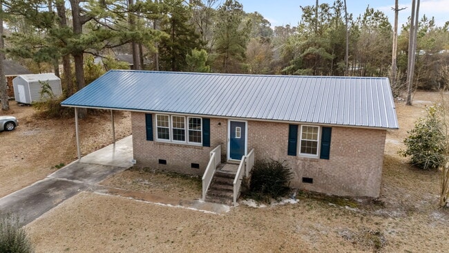 Building Photo - 904 Jennifer Ln