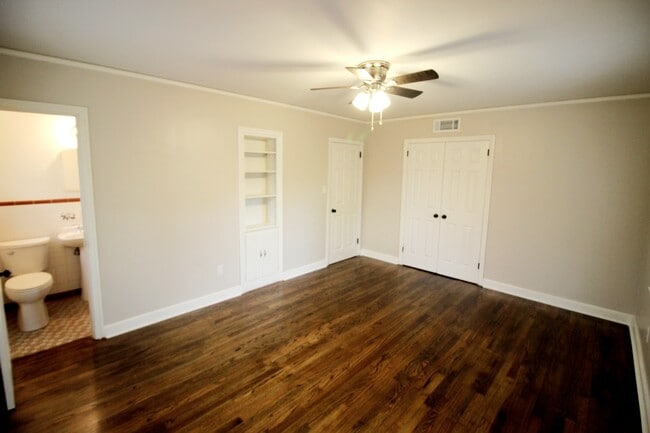 Building Photo - 3739 Honeysuckle Ct