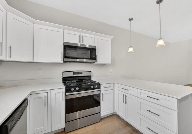 Building Photo - 2083 N 3930 W