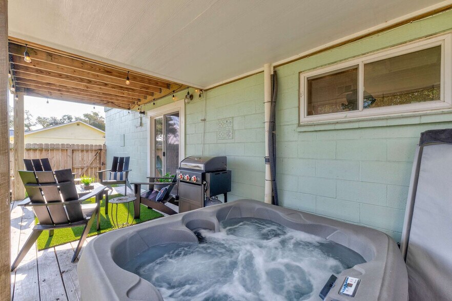 Building Photo - 510 E King St