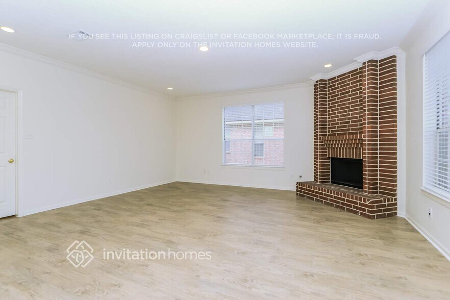 Building Photo - 14 E Trillium Cir