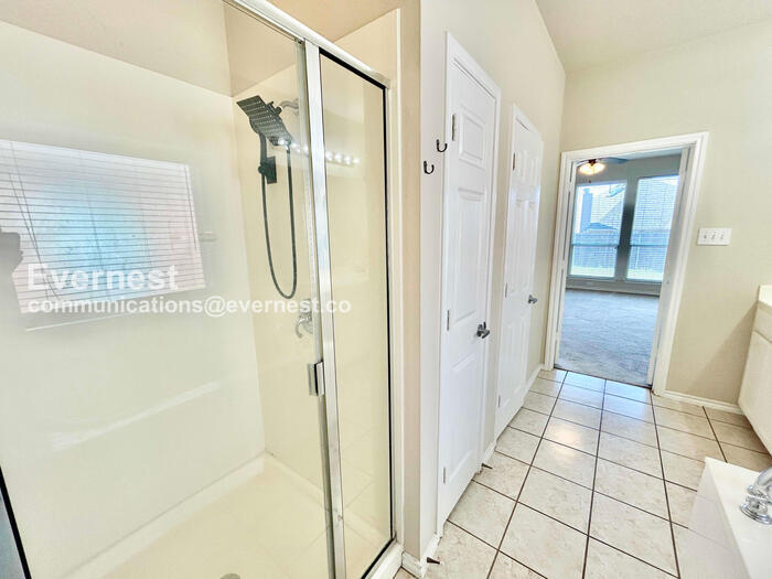 Building Photo - 10009 Bull Run