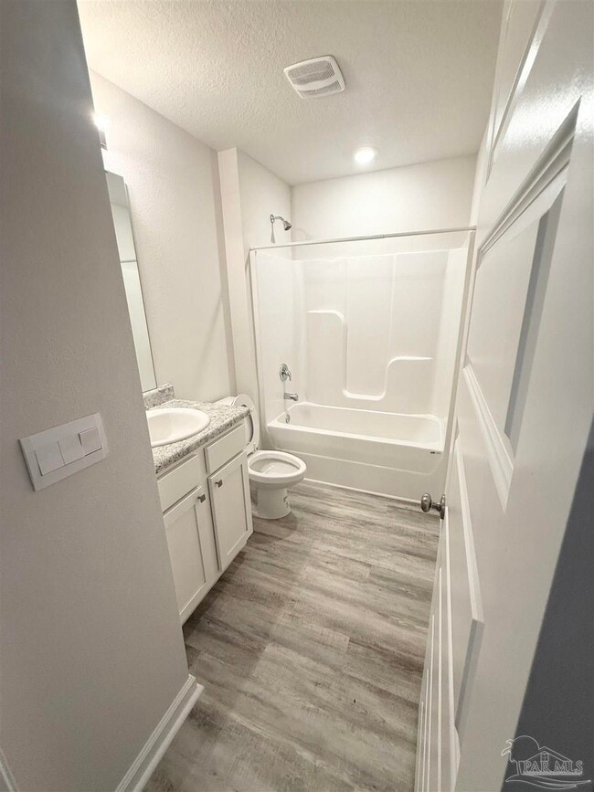 Building Photo - 4335 Redbay Ct