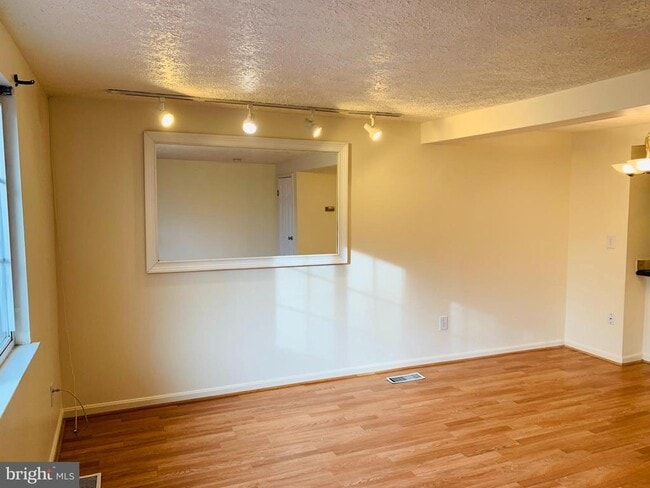 Building Photo - 12508 Cross Ridge Way