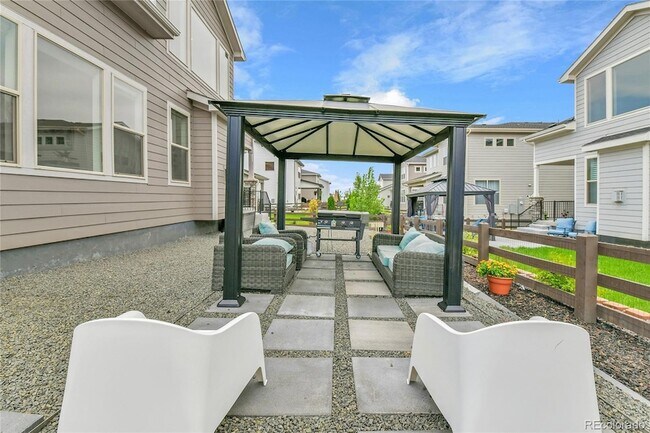 Building Photo - 6302 E 142nd Pl