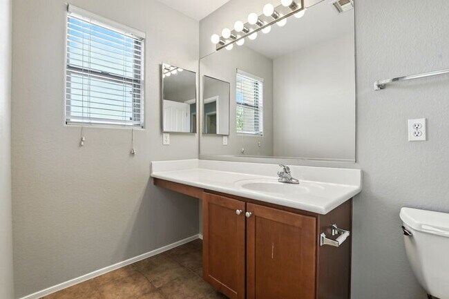 Building Photo - 21116 Avenida Del Valle Ct