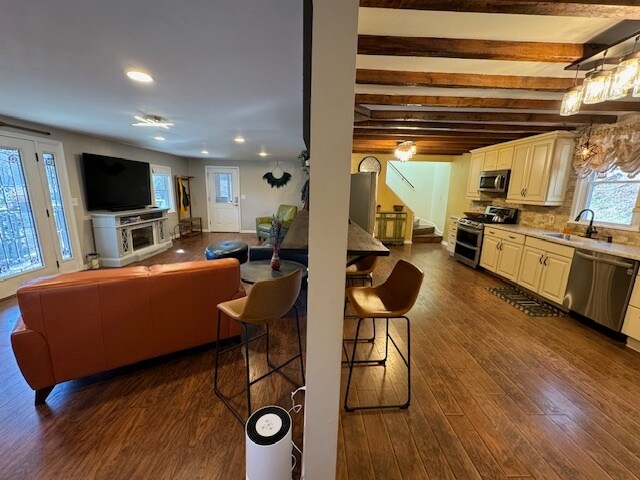 Living room view - 312 Lehigh Dr