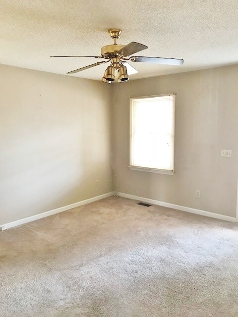 Building Photo - 2 bedroom in Lillington