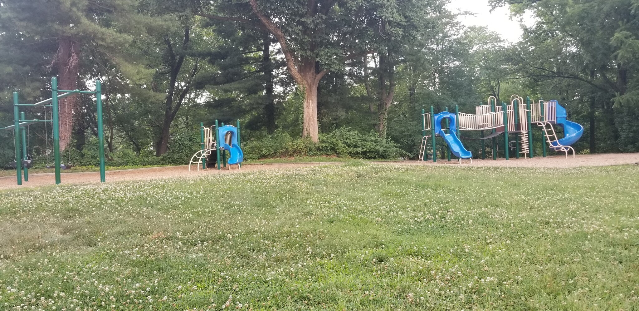 Building Photo - 1127 Fairview Ct