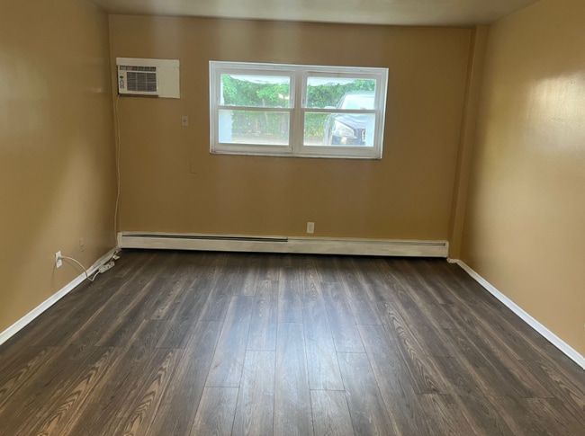 Building Photo - Grovewood Avenue