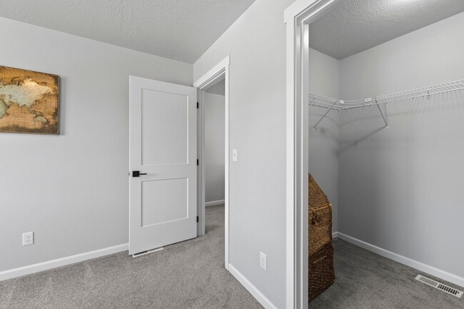 Building Photo - Spokane Valley Two-story - Available Now!